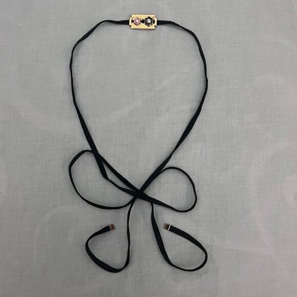 JIWINAIA Flower Razor Blade Velvet Necklace - Picture 2 of 5